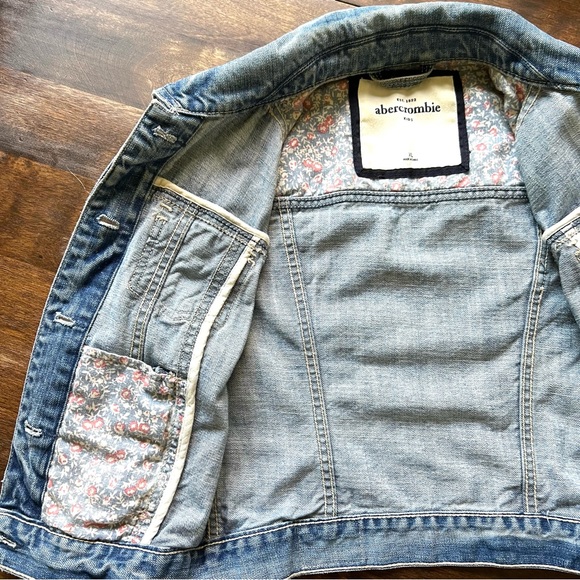 Abercrombie Classic Crop Jean Jacket, Adult XS and Kids XL - Picture 5 of 8